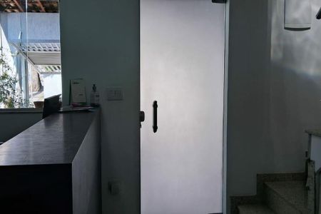 Casa à venda com 73m², 2 quartos e 2 vagas