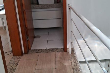 Casa à venda com 73m², 2 quartos e 2 vagas