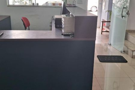 Casa à venda com 73m², 2 quartos e 2 vagas