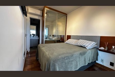 Apartamento à venda com 74m², 2 quartos e 1 vaga