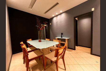 Apartamento à venda com 120m², 3 quartos e 1 vaga