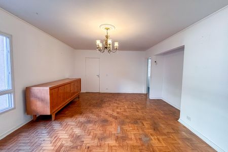 Sala de apartamento à venda com 3 quartos, 130m² em Cerqueira César, São Paulo