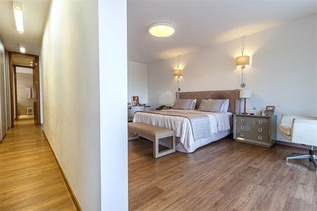Casa à venda com 881m², 5 quartos e 15 vagas