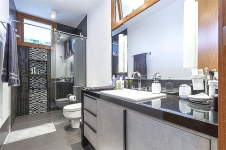 Casa à venda com 881m², 5 quartos e 15 vagas