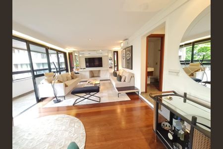 Apartamento à venda com 3 quartos, 200m² em Indianópolis, São Paulo