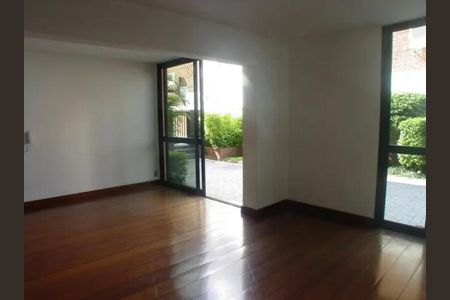 Apartamento à venda com 3 quartos, 200m² em Indianópolis, São Paulo