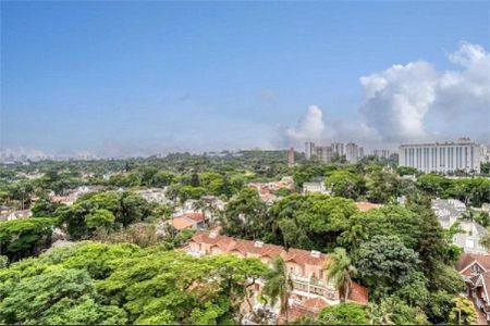 Apartamento à venda com 303m², 3 quartos e 4 vagas