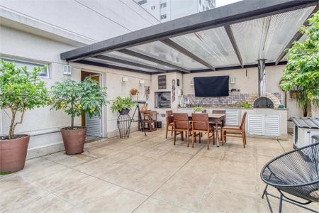 Apartamento à venda com 303m², 3 quartos e 4 vagas