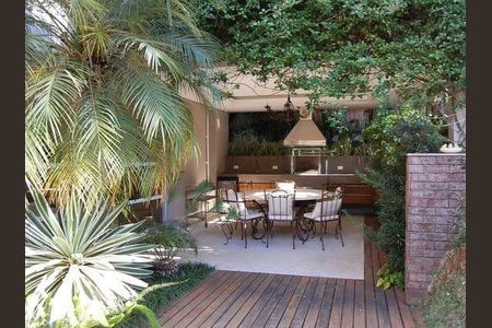 Casa à venda com 402m², 4 quartos e 3 vagas