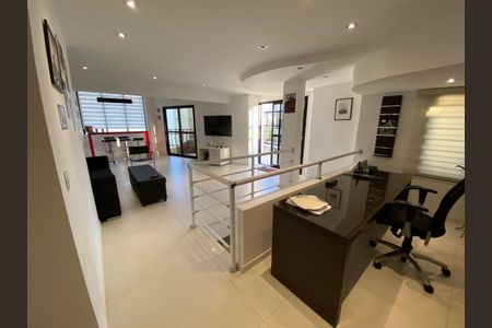 Apartamento à venda com 185m², 2 quartos e 3 vagas