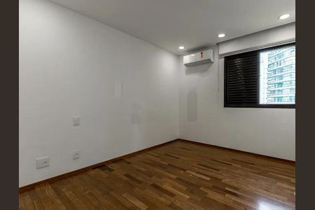 Apartamento à venda com 546m², 4 quartos e 5 vagas