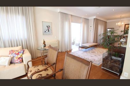 Apartamento à venda com 425m², 4 quartos e 4 vagas