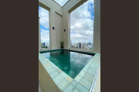 Apartamento à venda com 148m², 2 quartos e 3 vagas