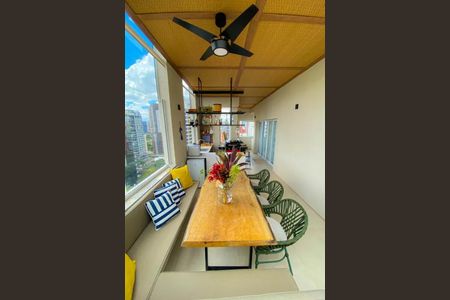 Apartamento à venda com 148m², 2 quartos e 3 vagas