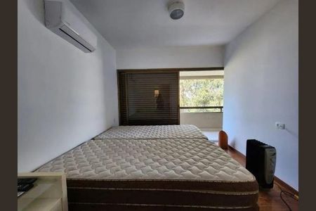 Apartamento à venda com 345m², 4 quartos e 6 vagas