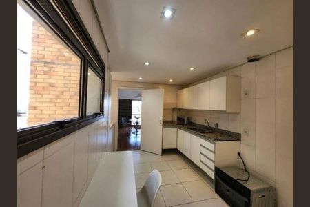 Apartamento à venda com 345m², 4 quartos e 6 vagas