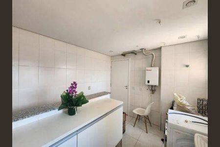 Apartamento à venda com 345m², 4 quartos e 6 vagas