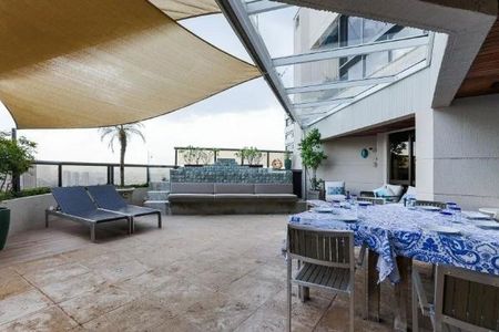 Apartamento à venda com 423m², 4 quartos e 5 vagas