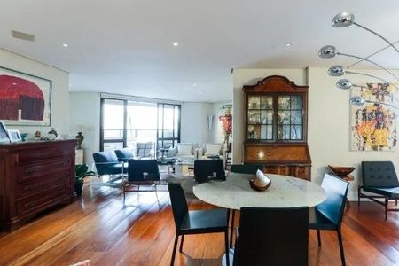 Apartamento à venda com 4 quartos, 423m² em Vila Suzana, São Paulo