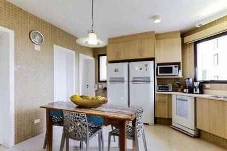 Apartamento à venda com 423m², 4 quartos e 5 vagas