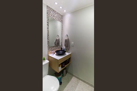 Apartamento à venda com 78m², 2 quartos e 1 vaga Apartamento à venda com 78m², 2 quartos e 1 vagaBanheiro