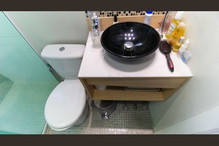 Apartamento à venda com 78m², 2 quartos e 1 vaga Apartamento à venda com 78m², 2 quartos e 1 vagaBanheiro da Suíte