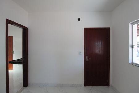 Sala de casa para alugar com 2 quartos, 60m² em Santa Martinha, Ribeirão das Neves