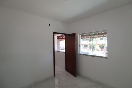 Sala de casa para alugar com 2 quartos, 60m² em Santa Martinha, Ribeirão das Neves