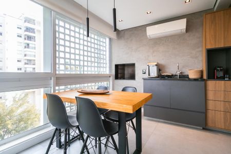 Apartamento à venda com 143m², 3 quartos e 3 vagas