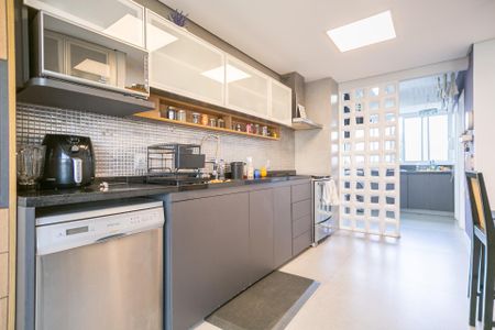 Apartamento à venda com 143m², 3 quartos e 3 vagas