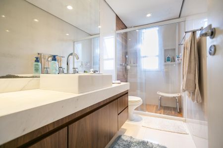 Apartamento à venda com 143m², 3 quartos e 3 vagas