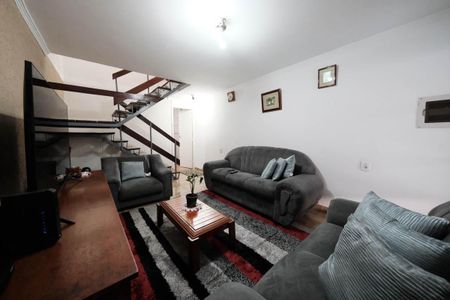 Casa à venda com 125m², 3 quartos e 2 vagasSala