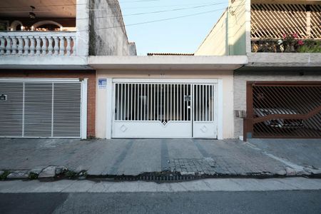Casa à venda com 125m², 3 quartos e 2 vagasFachada