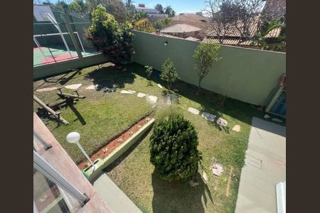 Casa para alugar com 361m², 4 quartos e 4 vagas