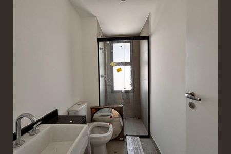 Studio à venda com 30m², 1 quarto e sem vaga Studio à venda com 30m², 1 quarto e sem vagaBanheiro