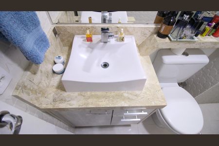 Apartamento à venda com 62m², 2 quartos e 2 vagas Apartamento à venda com 62m², 2 quartos e 2 vagasBanheiro Suíte