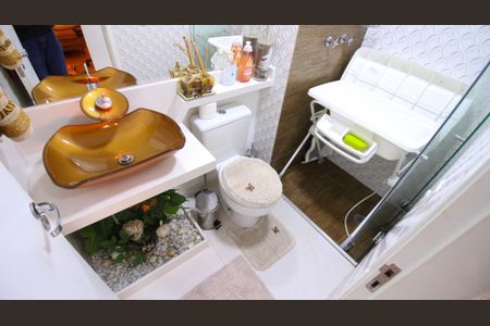 Apartamento à venda com 62m², 2 quartos e 2 vagas Apartamento à venda com 62m², 2 quartos e 2 vagasBanheiro Social