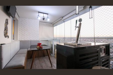 Apartamento à venda com 62m², 2 quartos e 2 vagas Apartamento à venda com 62m², 2 quartos e 2 vagasVaranda gourmet