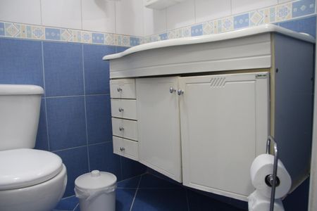 Apartamento à venda com 74m², 3 quartos e 2 vagasBanheiro Social
