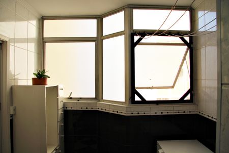 Apartamento à venda com 74m², 3 quartos e 2 vagasCozinha e Área de Serviço