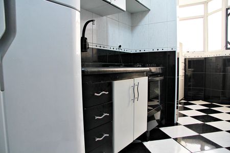 Apartamento à venda com 74m², 3 quartos e 2 vagasCozinha e Área de Serviço