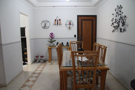 Apartamento à venda com 74m², 3 quartos e 2 vagasSala