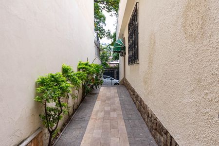 Casa à venda com 159m², 3 quartos e 1 vaga Casa à venda com 159m², 3 quartos e 1 vagaEntrada