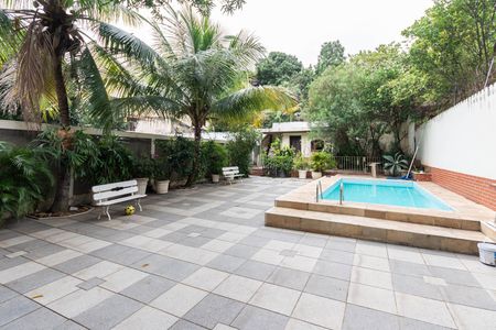 Casa à venda com 159m², 3 quartos e 1 vaga Casa à venda com 159m², 3 quartos e 1 vagaÁrea externa