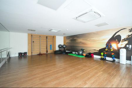 Apartamento à venda com 59m², 2 quartos e 2 vagasÁrea Comum - Sala de Ginástica