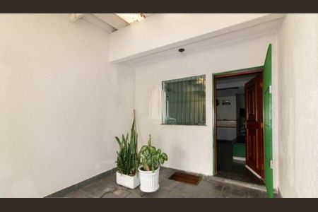 Casa à venda com 144m², 5 quartos e sem vaga