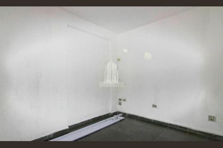 Casa à venda com 144m², 5 quartos e sem vaga
