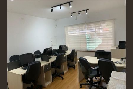 Casa à venda com 3 quartos, 253m² em Chácara Santo Antônio (Zona Sul), São Paulo