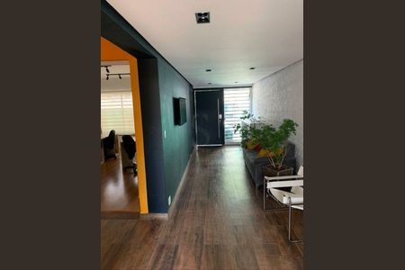 Casa à venda com 3 quartos, 253m² em Chácara Santo Antônio (Zona Sul), São Paulo