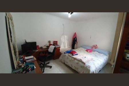 Casa à venda com 131m², 3 quartos e 1 vaga
